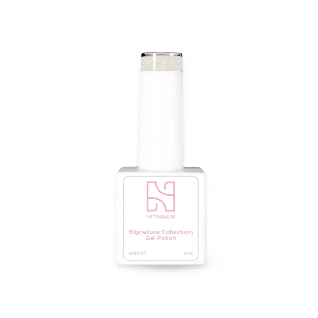 Este verniz gel profissional da Signature Collection Hit Nails integra uma seleção exclusiva de tons nude e rosa, desenvolvidos para oferecer elegância, versatilidade e máxima rentabilidade em salão.